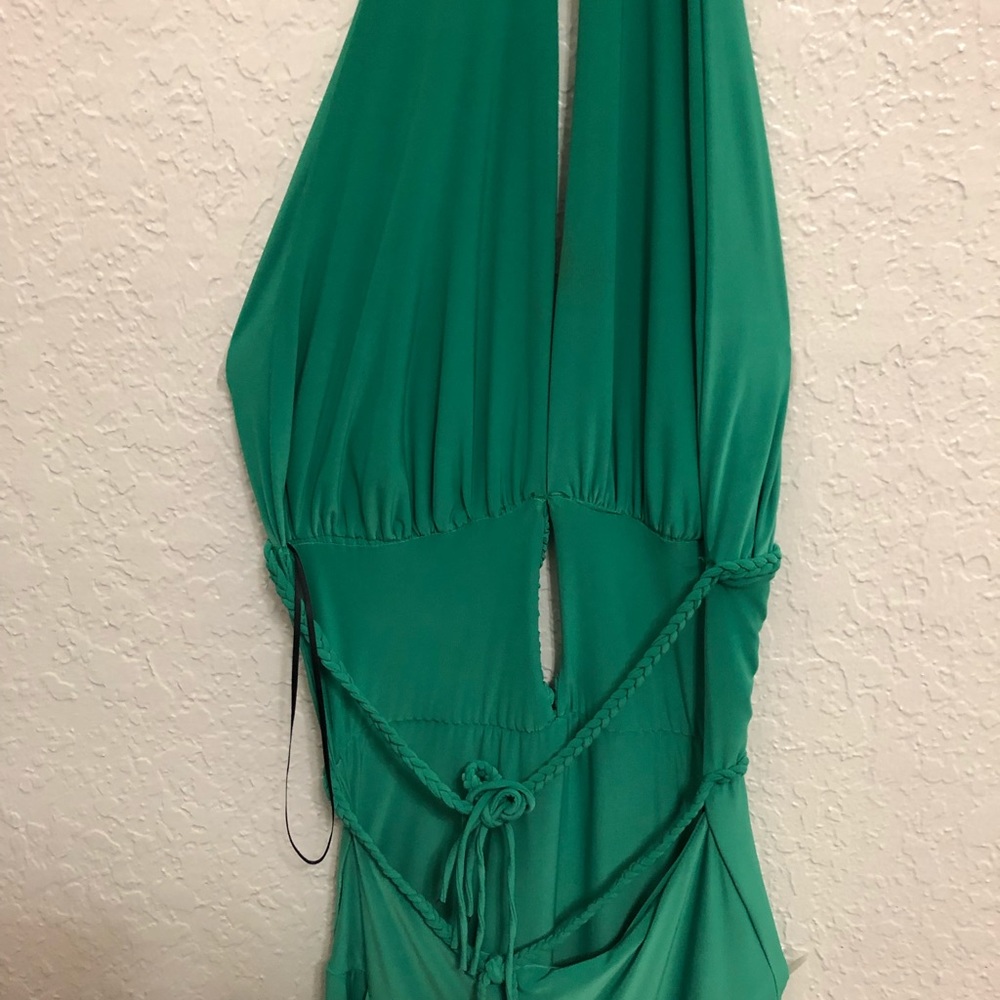 Dress - Picture 3 of 4